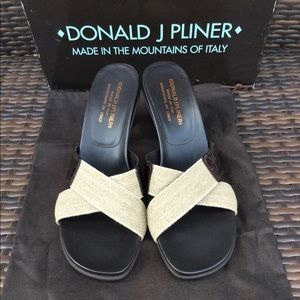 NIB Donald J Pliner Toya Kogi Expresso Heels